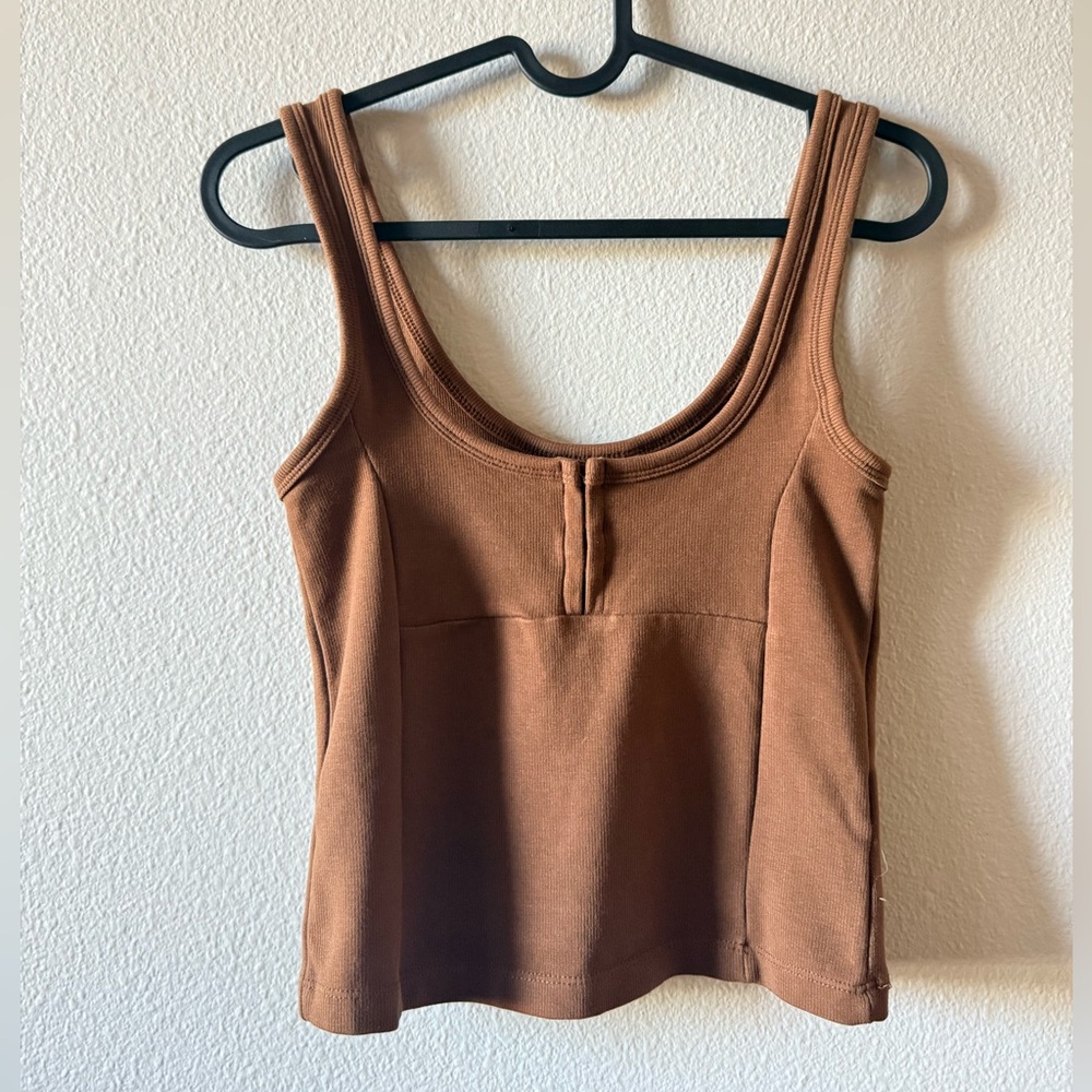 Zara Brown Scoop-Neck Tank Top with closure